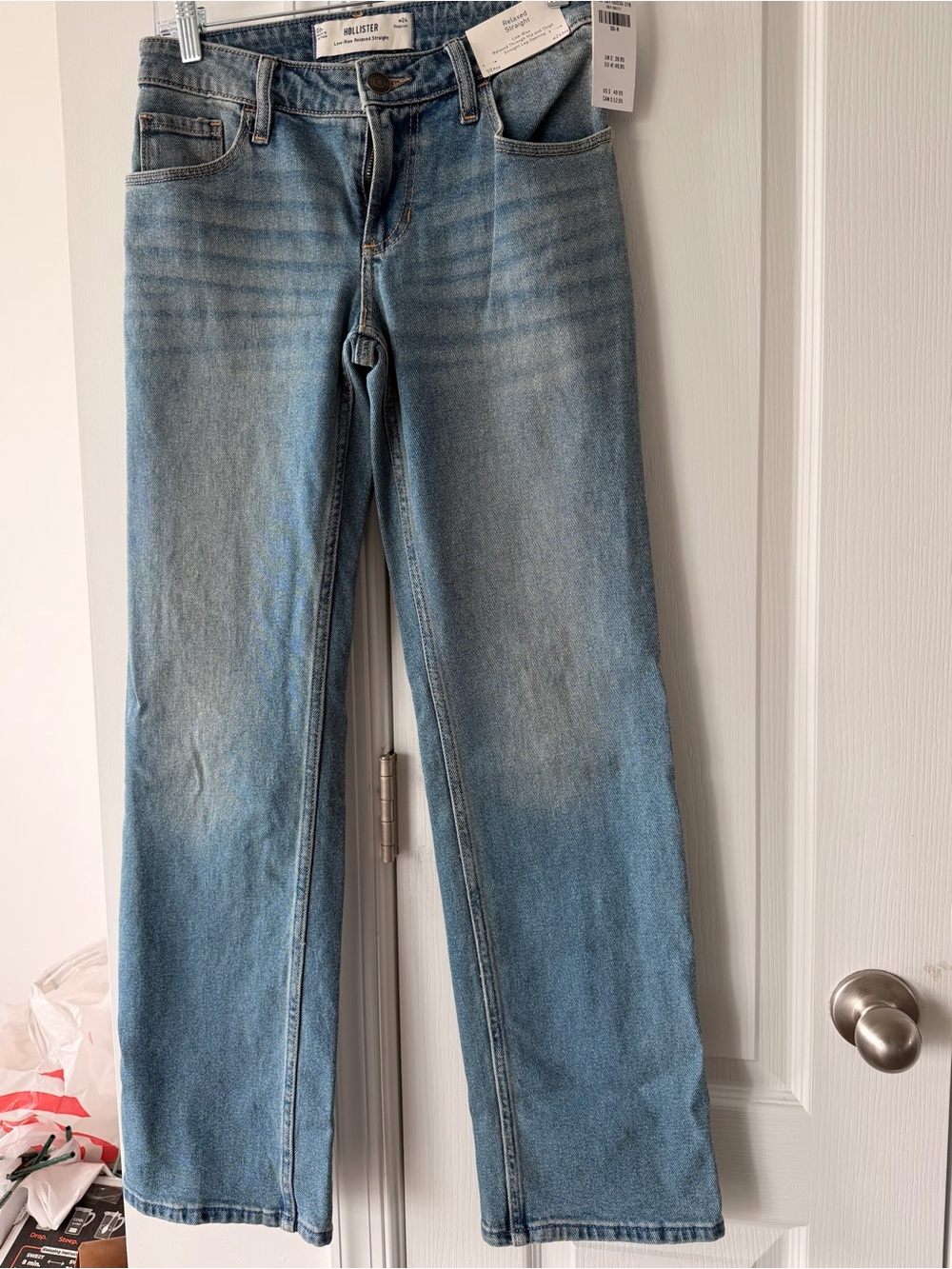 Hollister Women's Light Wash Straight-Leg Jeans